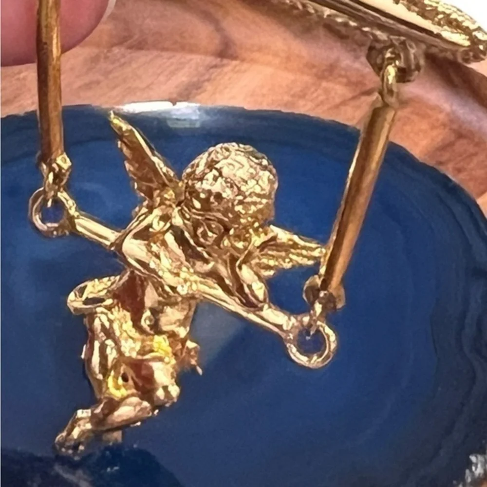 VTG Estate‎ Gold Tone Swinging Angel Cherub Brooch Pin 2.5” Church Christmas